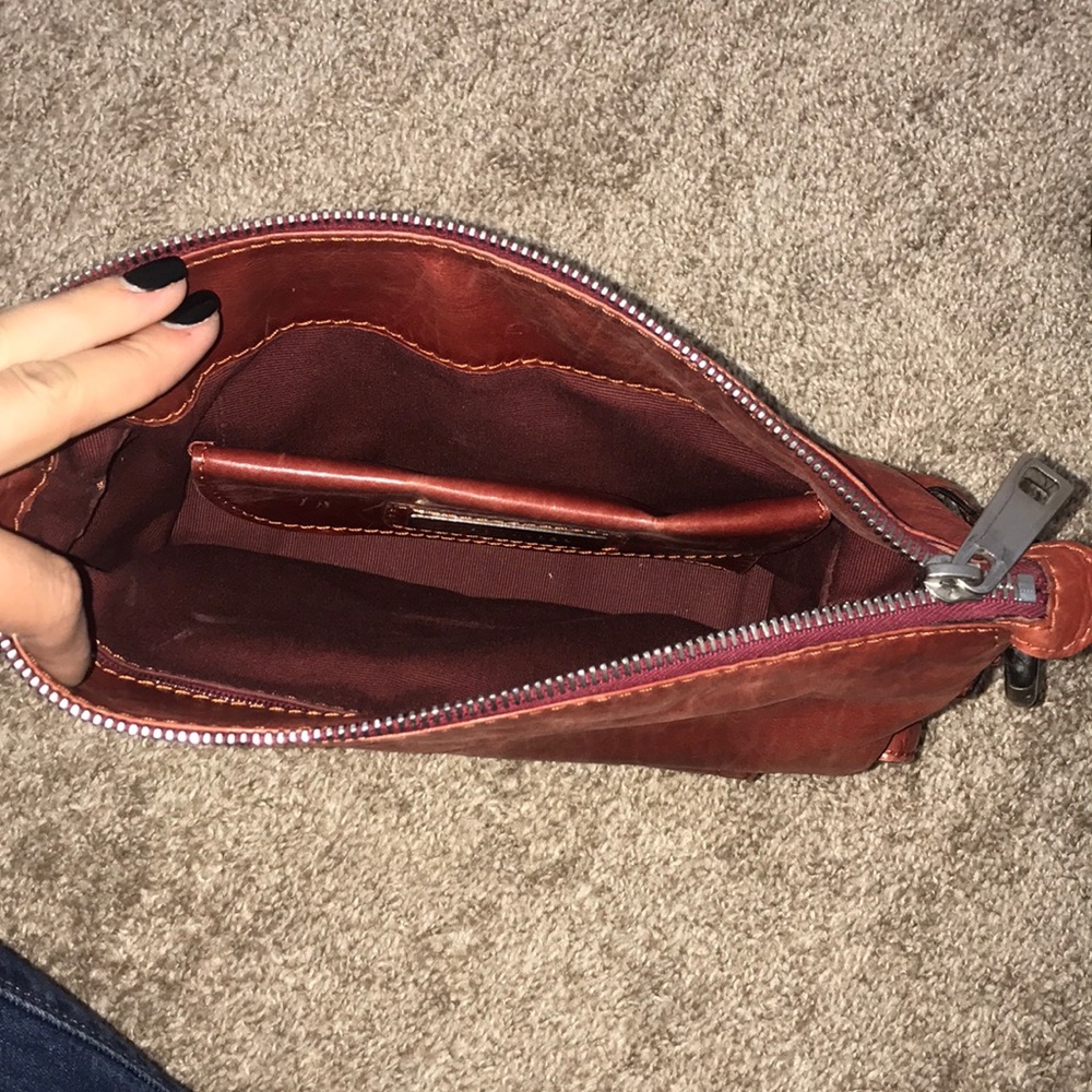Purse - Picture 3 of 4